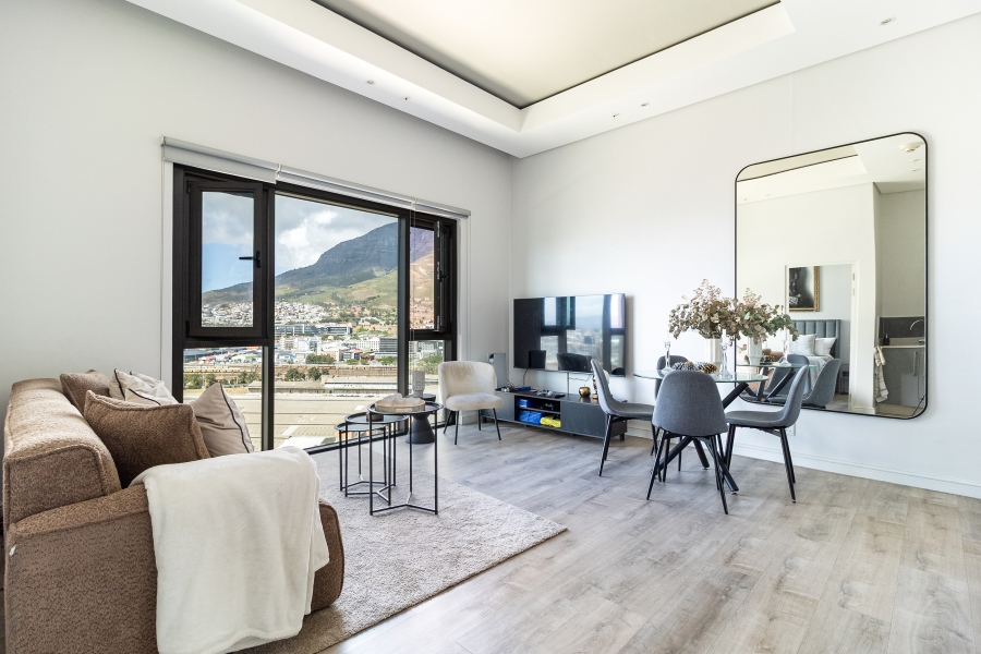 1 Bedroom Property for Sale in Foreshore Western Cape